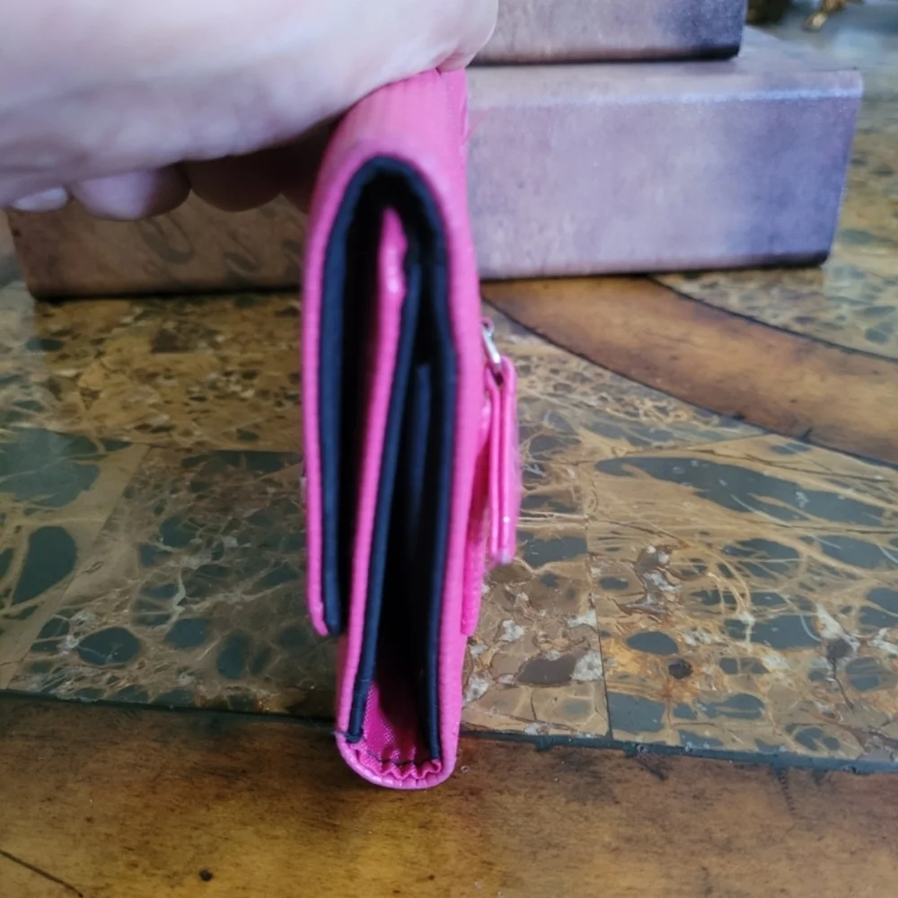 Kenneth Cole Pink Women's Wallet - Picture 4 of 6